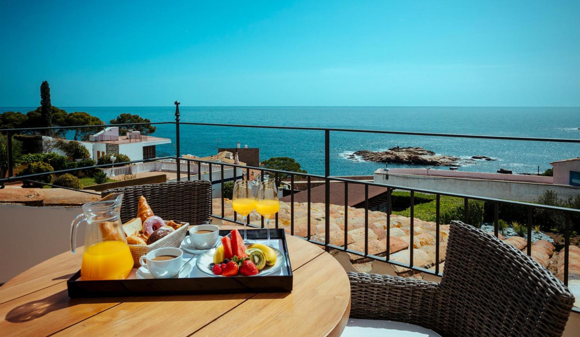 Aiguablava Luxury Apartments เบกูร์ ภายนอก รูปภาพ