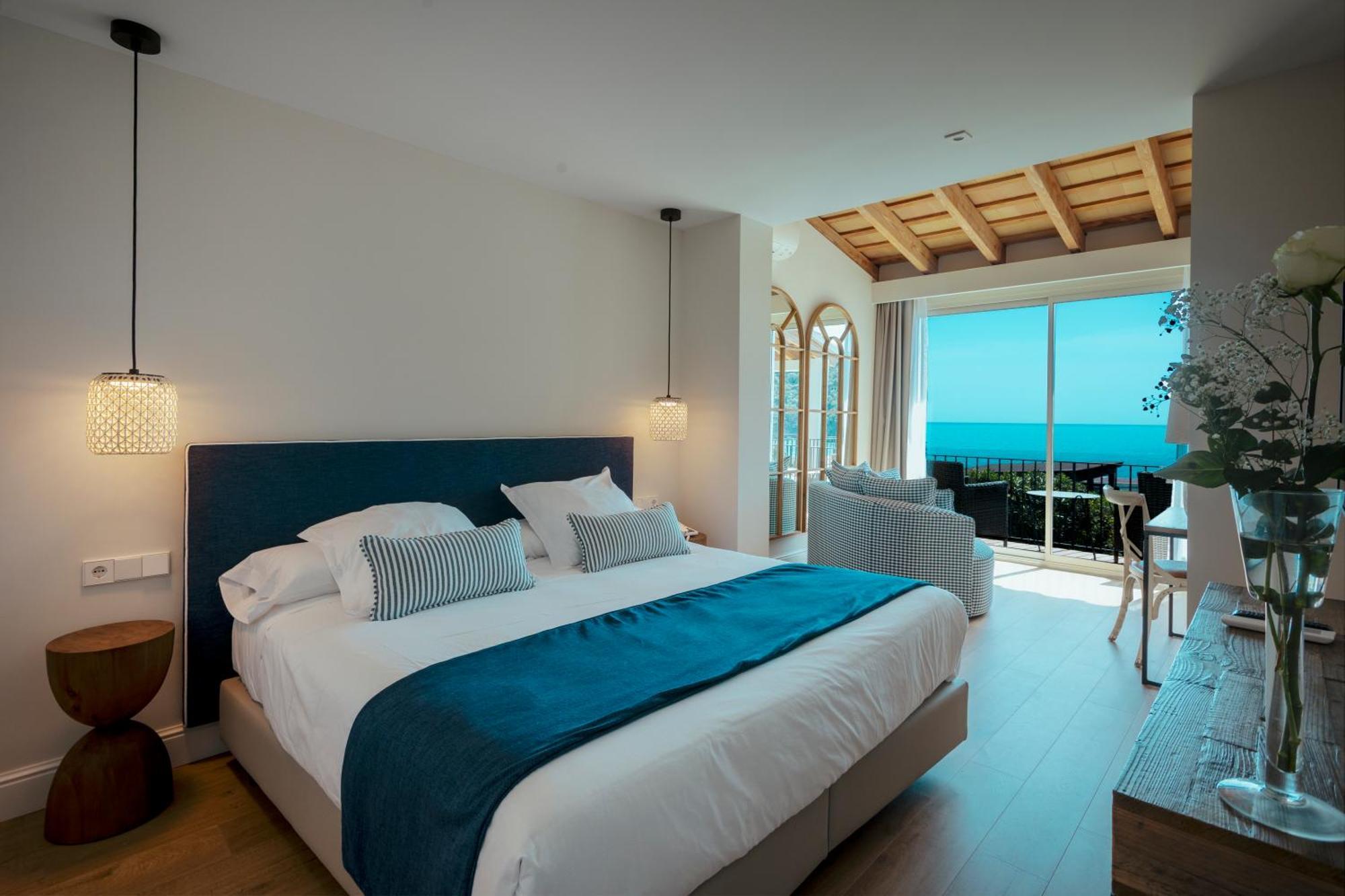 Aiguablava Luxury Apartments เบกูร์ ภายนอก รูปภาพ